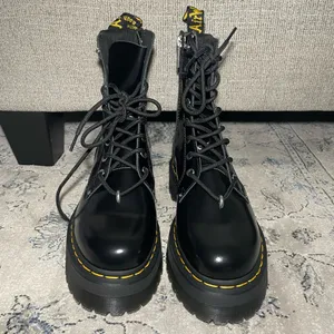 Dr Martens Jadon II Hardware Leather Platform Boots thumbnail 10