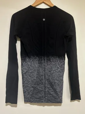 Lululemon Swiftly Tech Long Sleeve Crew Black, Gray & White Ombre Size 8 thumbnail 4