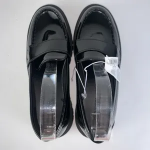 Old Navy Faux-Leather Chunky Heel Loafers womens size 6.5 thumbnail 11
