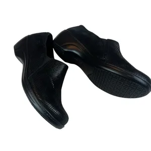 Clarks Slide On Non-Resistant Slip Lightweight Clog Shoes thumbnail 5