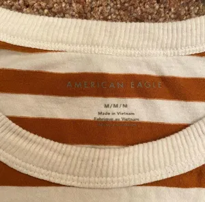 ‼️Cropped T-Shirt‼️ thumbnail 3
