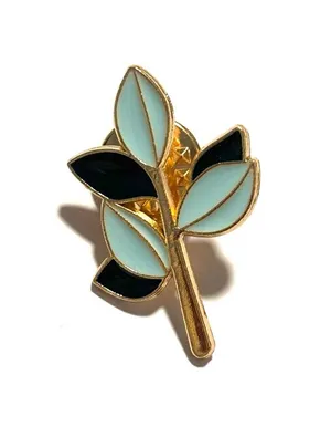 Blue leaf pin thumbnail 1