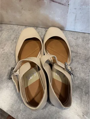 GB Mary Jane ballet flats, ivory low heels, Size 10 thumbnail 2