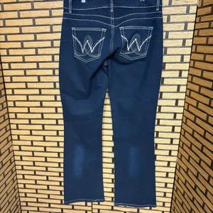 Wranglers Darkwash Jeans Size 9/10‎ thumbnail 2