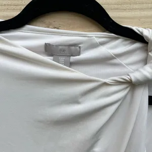 H&M Top White thumbnail 2