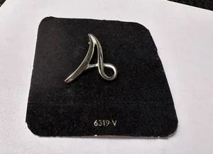 Sarah Coventry Letter Initial A Silver Tone Brooch Pin Signed thumbnail 1