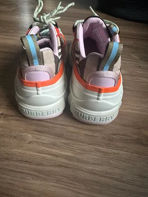 Burberry Sneakers Women’s thumbnail 4