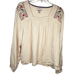Knox Rose Embroidered Top thumbnail 1
