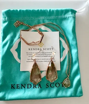 Kendra Scott Necklace Earring Set thumbnail 1