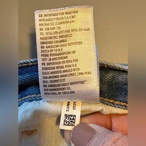 American Eagle Light Wash Distressed Denim Ripped Mom Jeans thumbnail 8