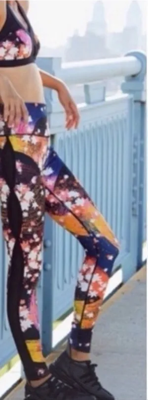 Free People FP Movement "Liza" Illusion Floral Leggings Women’s Size L thumbnail 1