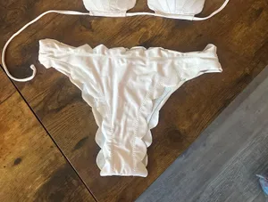 Mermaid shell bikini White thumbnail 1