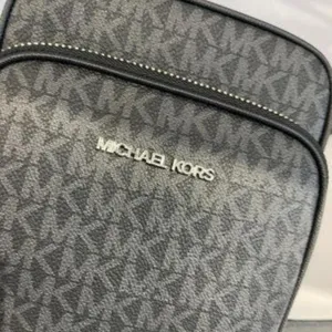 Michael Kors Black Jet Set Medium NS Chain Flight Bag thumbnail 6