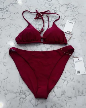 NWT Quince Cherry Red Italian Triangle Bikini Top & Low Rise Bottoms Set Medium thumbnail 1