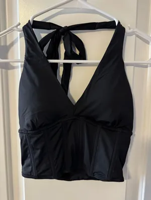 Hollister Halter Tank thumbnail 1