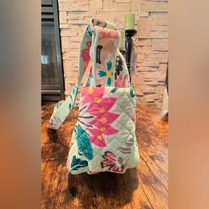 Vera Bradley RETIRED: | Mint Flowers pattern medium size crossbody purse thumbnail 8