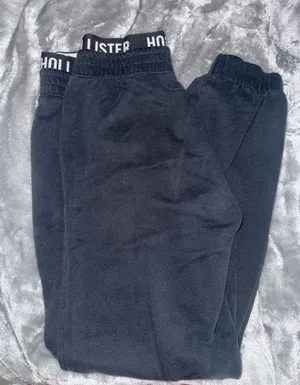 Hollister High-Rise Black Sweatpants thumbnail 1