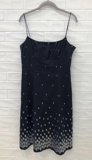 ANN Taylor embroidered dress thumbnail 2