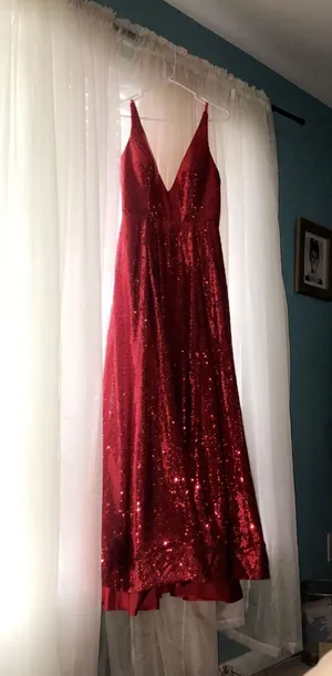 Red Sequin Prom Dress Size 4 thumbnail 2