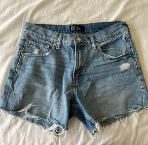 Gap Shorts thumbnail 1