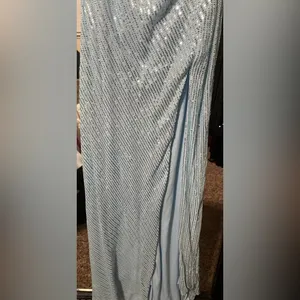 Blue Ruched Sweetheart Maxi Dress for Prom thumbnail 3