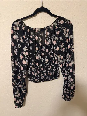 Women's Black Floral Ruched Long-Sleeve Top - Pink Rose Print thumbnail 3