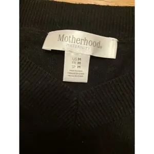 Motherhood Maternity Women's Black Solid Knit Scoop Neck Pullover Sweater M thumbnail 2