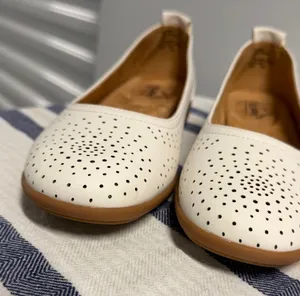 Cliffs by White Mountain Cortney Flats White Perforated Comfort Ballet 8M thumbnail 1