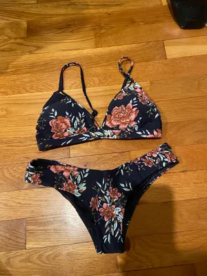 Billabong Bikini Set thumbnail 1