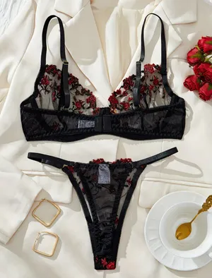 Black floral lingerie sey thumbnail 2