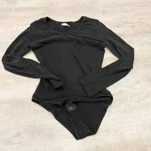 Madewell Plus V-Neck Full Coverage Bodysuit Size Medium thumbnail 2
