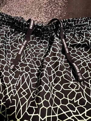 Womens large Nike Dri Fit shorts thumbnail 4