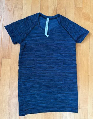 Lululemon Swiftly Tech Short Sleeve Blue thumbnail 1