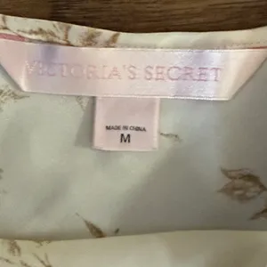 Vintage 90’s Victoria’s Secret Floral Lightweight Camisole Tank Top Cream Tan M thumbnail 6