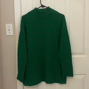LOFT Mock Neck Tunic Style Textured Sweater in Green thumbnail 2
