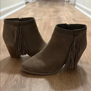 SIMPLY EMMA | Women's Taryn Tan Suede Fringe Ankle Bootie, Size 7‎ thumbnail 5