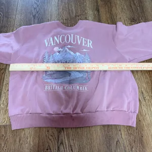Hollister Vancouver British Columbia Graphic Sweatshirt Mauve Pink Womens Medium thumbnail 5