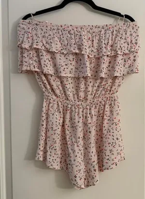 Billabong Pink Floral Sleeveless Romper Summer Festival Medium thumbnail 1