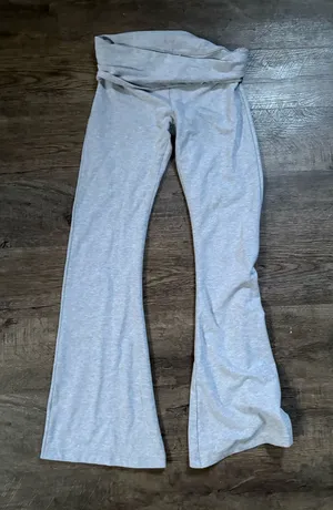PINK Victoria's Secret Fold-over Leggings thumbnail 1