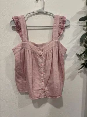 true craft pink ruffle top thumbnail 1
