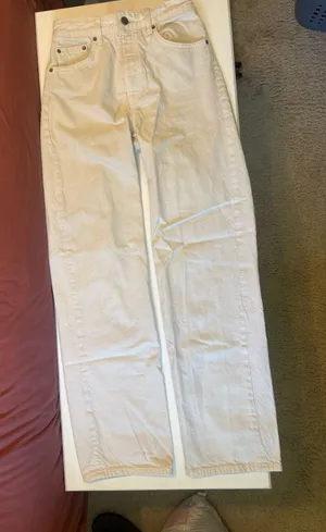 Cream ZARA Jeans thumbnail 1