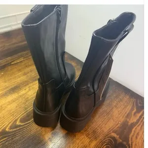 Time And Tru‎ Black Boots Size 6 thumbnail 4
