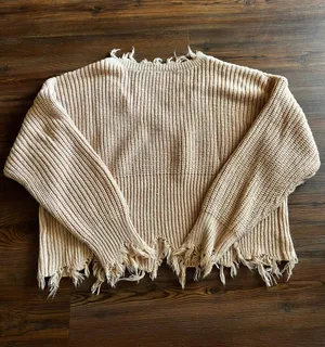 Sweater thumbnail 2