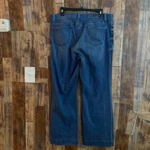 DKNY jeans Soho 800 t women's size 16 Length 39 inseam 38 rise 10 thumbnail 2