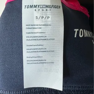 Nwt Tommy Hilfiger sport magenta strappy cross back sport bra size small thumbnail 5