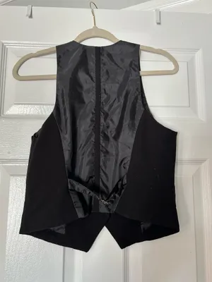 Crop Vest Top Black Size 4 thumbnail 2