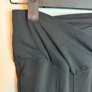Offline by Aerie Real Me Hi-Rise Black Super Flare Leggings thumbnail 7