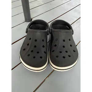 Crocs Bayaband Clogs Black White Men's 4 Women's 6 Comfort Slip On Shoes Sandals thumbnail 3