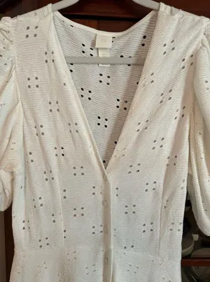H&M white eyelet puff sleeve dress size small fits like medium thumbnail 4