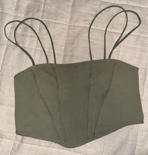 Urban Outfitters Top thumbnail 2